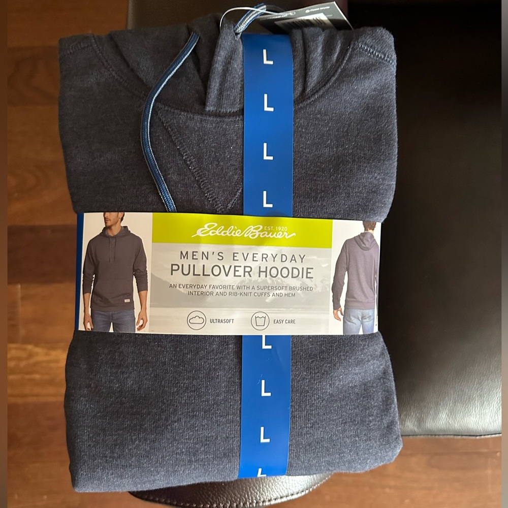 Eddie Bauer Men’s everyday pullover hoodie sz Large.